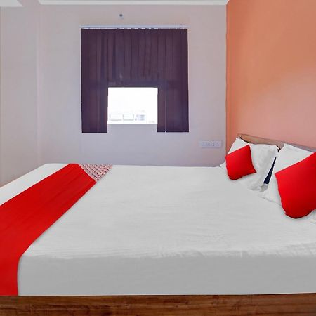 Hotel O Grand Paradise Inn & Banquet Hall Патна Екстериор снимка