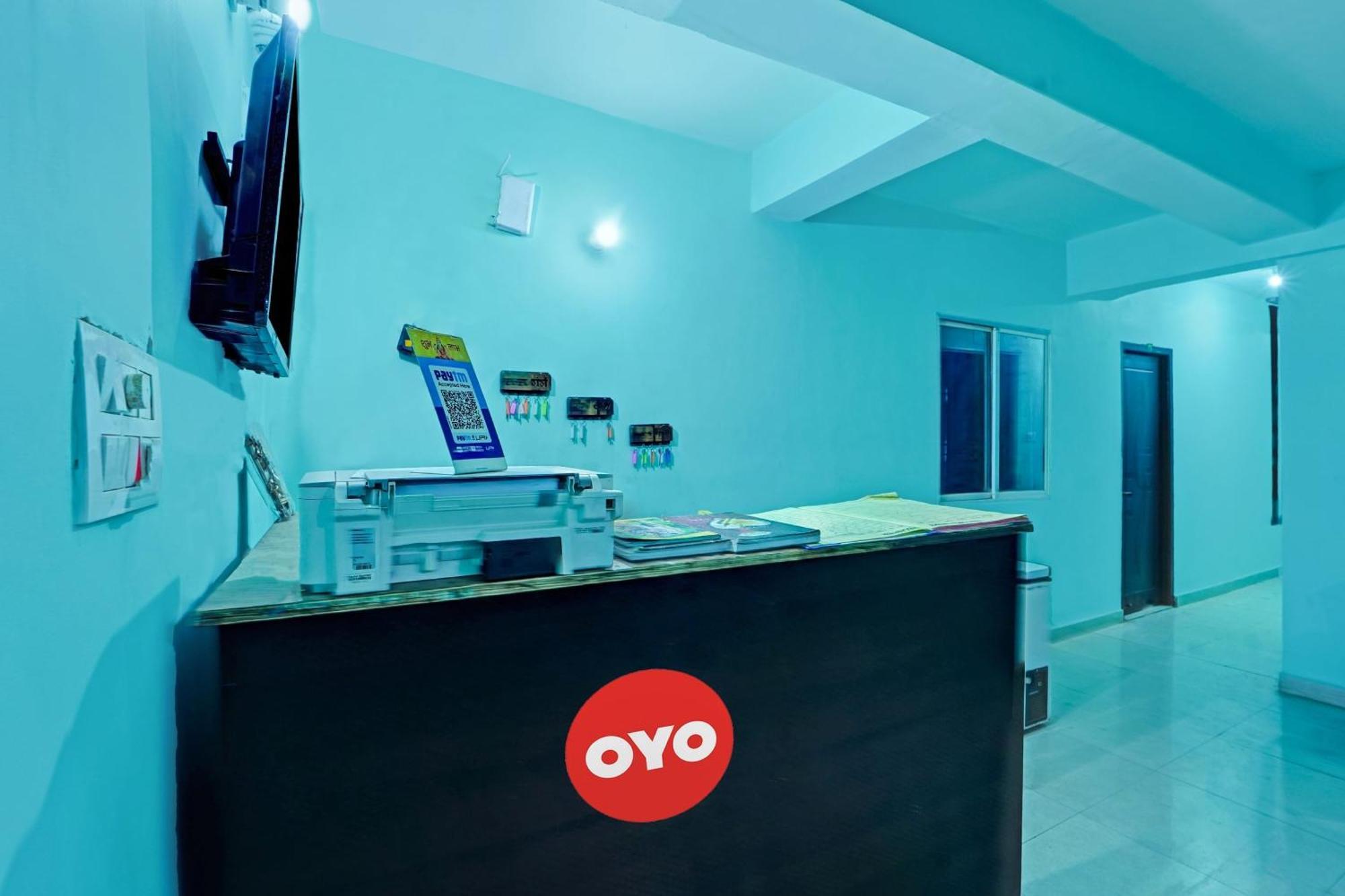 Hotel O Grand Paradise Inn & Banquet Hall Патна Екстериор снимка