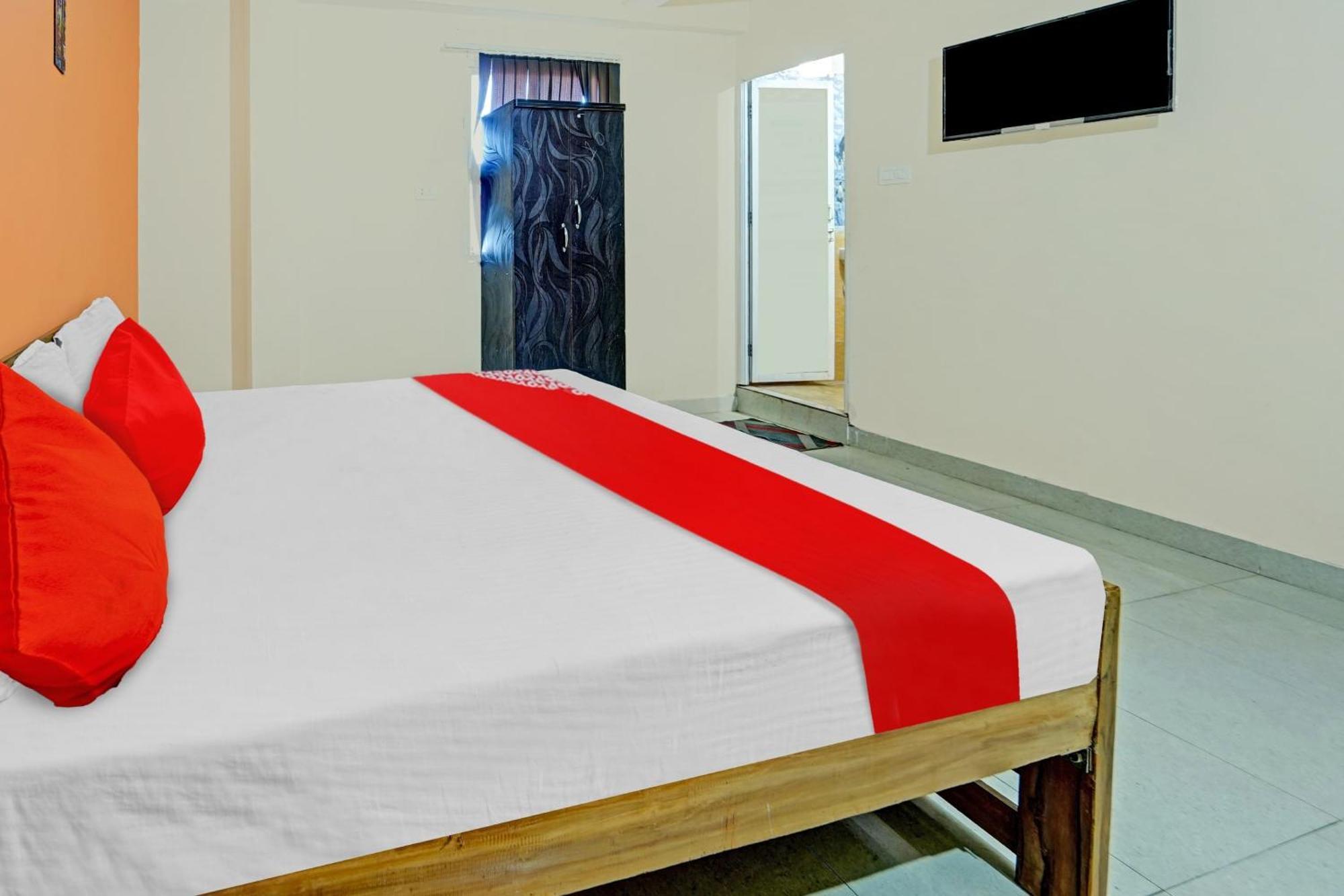Hotel O Grand Paradise Inn & Banquet Hall Патна Екстериор снимка